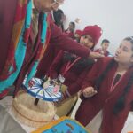 पीलीभीत पब्लिक स्कूल में सजी विज्ञान प्रतिभा की प्रदर्शनी, नन्हे वैज्ञानिकों ने दिखाया भविष्य का सपना