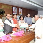 लखीमपुर खीरी में “नव निर्माण के नौ वर्ष” का भव्य उत्सव, विकास की झलक के साथ लाभार्थियों के चेहरे खिले